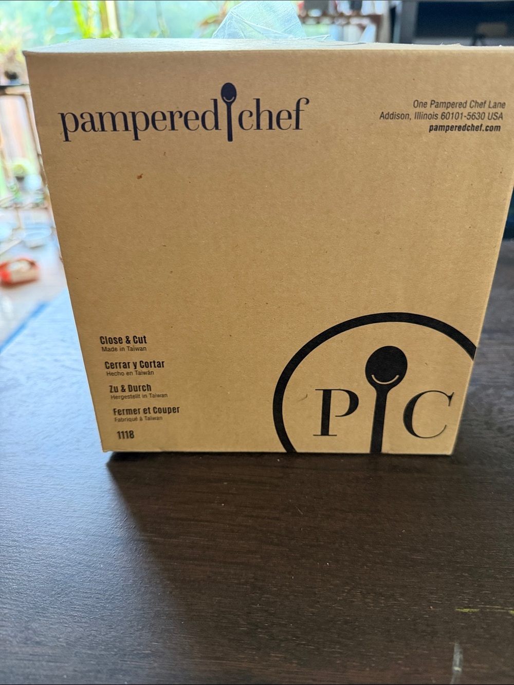 Pampered Chef Close and Cut #1118
Safe Multipurpose Food Slicer
Bagels Fruit new